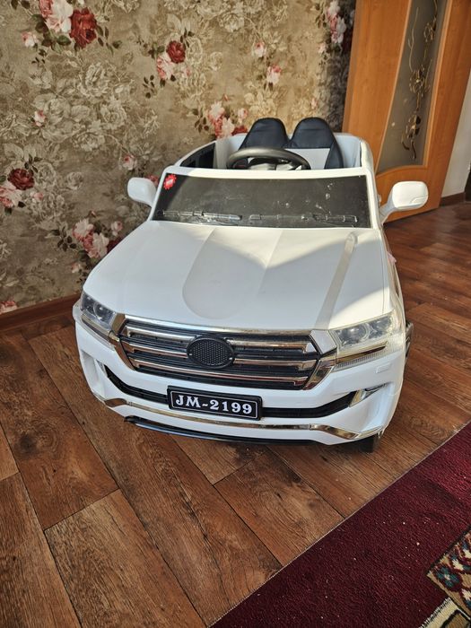 Продам электромобиль