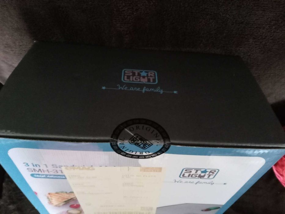 Sandwichmaker StarLight ,700W,3 tipuri placi grill,waffle, Negru/Inox