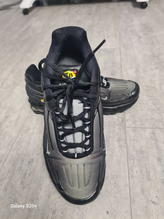 Продавам маратонки NIKE TN AIR