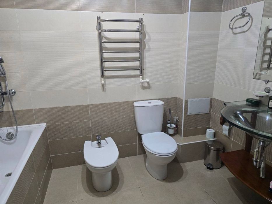 Квартира 7 комнатная Садык Азимов спец план