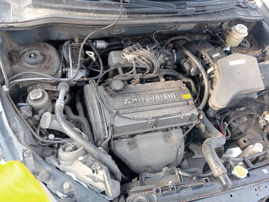 Запчасти Mitsubishi Outlander 2004 2.0