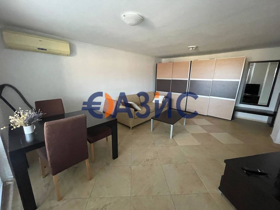 Продава се Тристаен апартамент в Свети Влас - 99 кв.м за 438 €/кв.м - Снимка #10