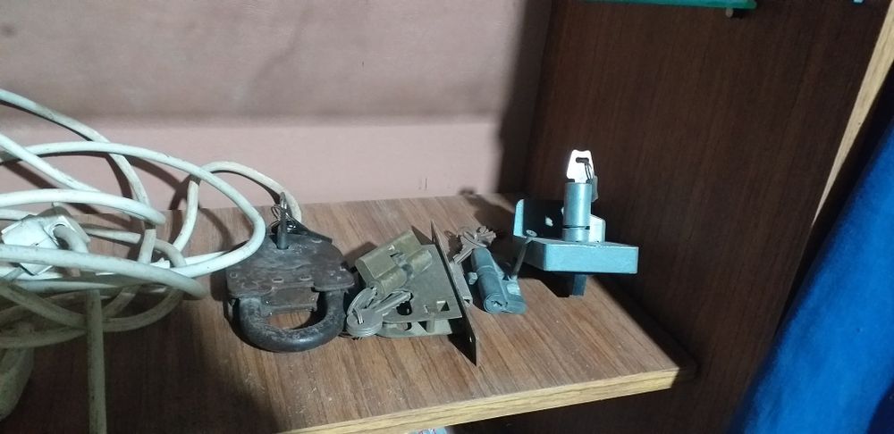 Стеллаж канистры