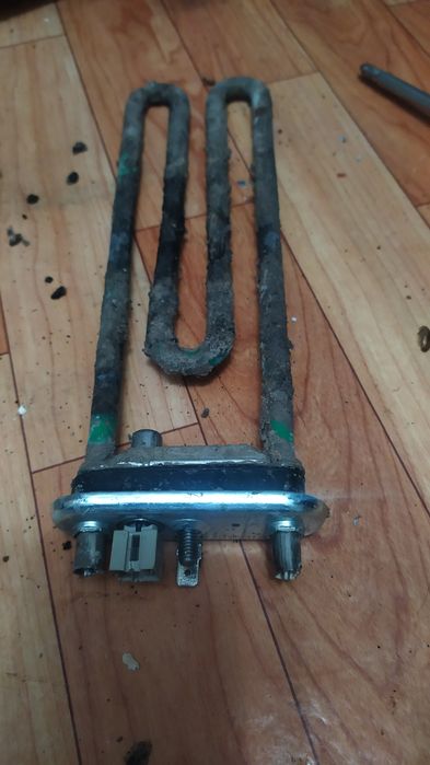 Ремонт стиралных машин автомат,полавтомат .а также очистка аристонов .