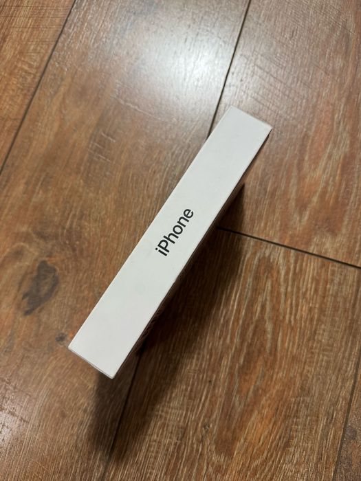 Продам Айфон 14 про