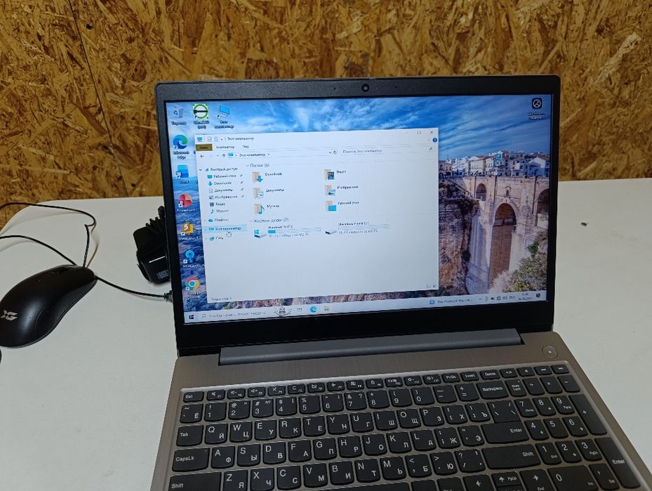 Lenovo IdeaPad3  512Гб ОЗУ 4ГБ