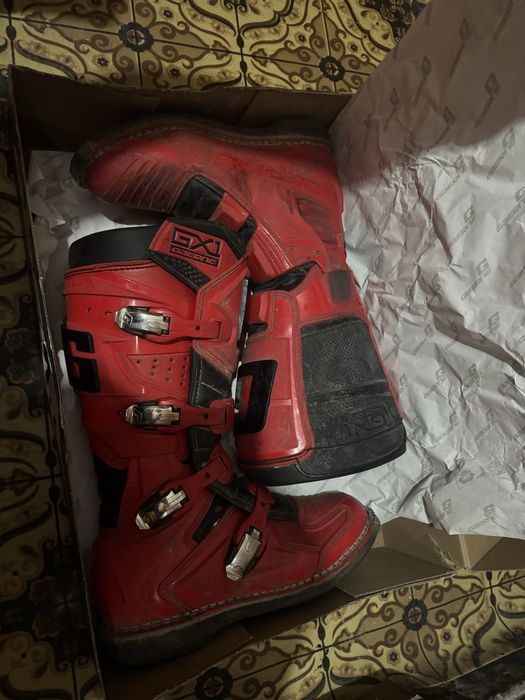 Гуми 19 цола  задни  има и почти нови