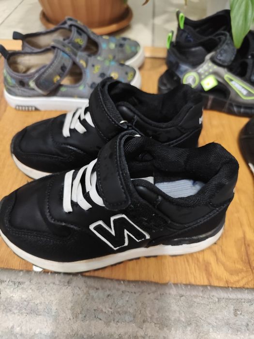 Кроссовки для мальчиков 27-29 размер