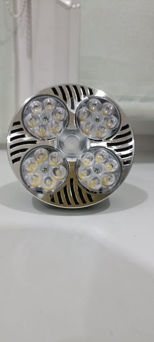 Лампа светодиодная