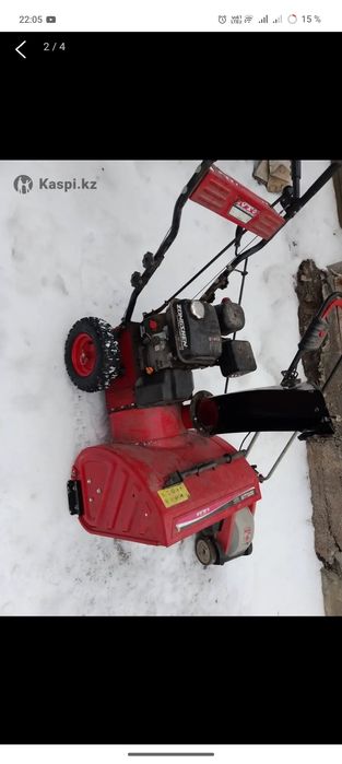 Продам снегоуборочную машину