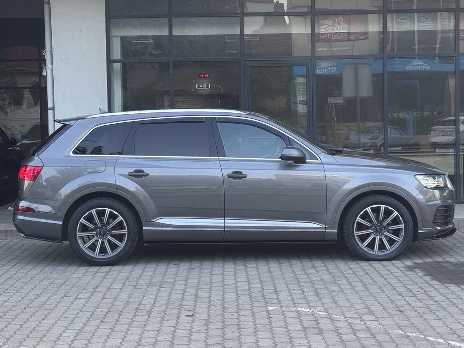 Audi Q7 3.0d S Line *Matrix *Suspensie perne *Maxton *Fara Greseala