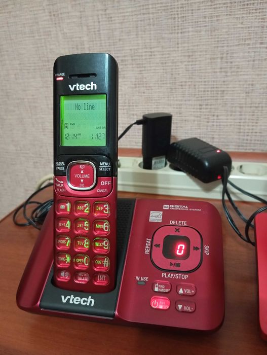 Продам радиотелефон VTECH две трубки на один телефонный номер.