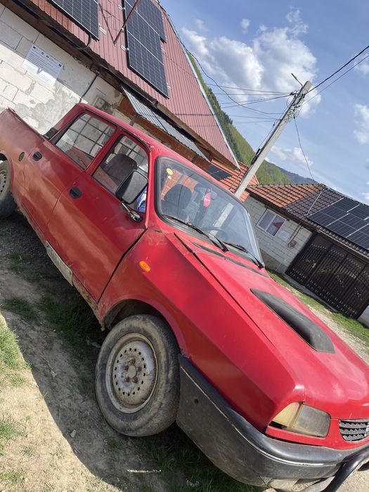 Vand dacia papuc  dizel 4x4 la maneta  fara acte daca sunteti anteresati mai multe an detali la tel 0774490258