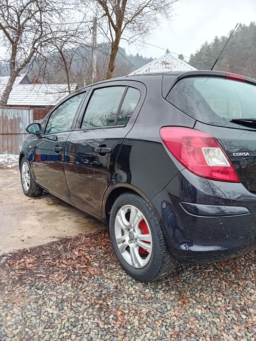 Vând Opel corsa d