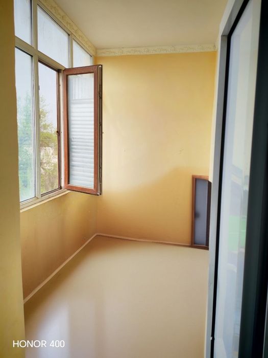 Вокзал Анзур аптекани рупарасидаги 2 хонали уй сотилади