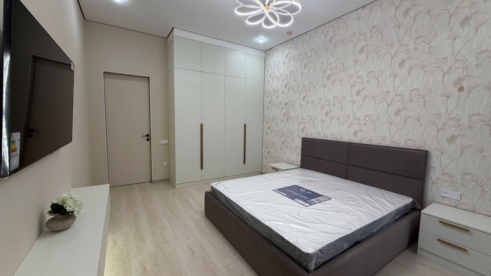 ЖК "Мухташам" 2 комнатная 70 м2  ор-р Алайский базар КА