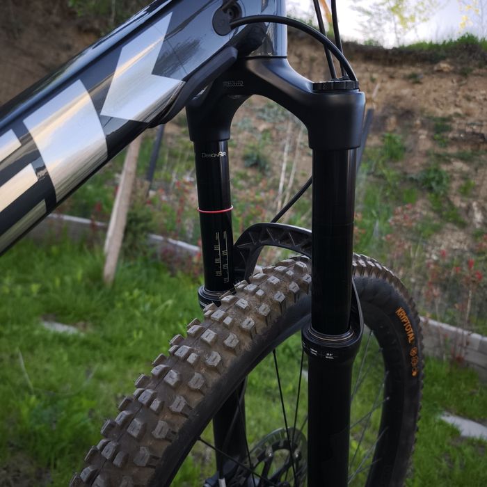 Trek remedy 2022  L размер. Ендуро велосипед нов напрактика