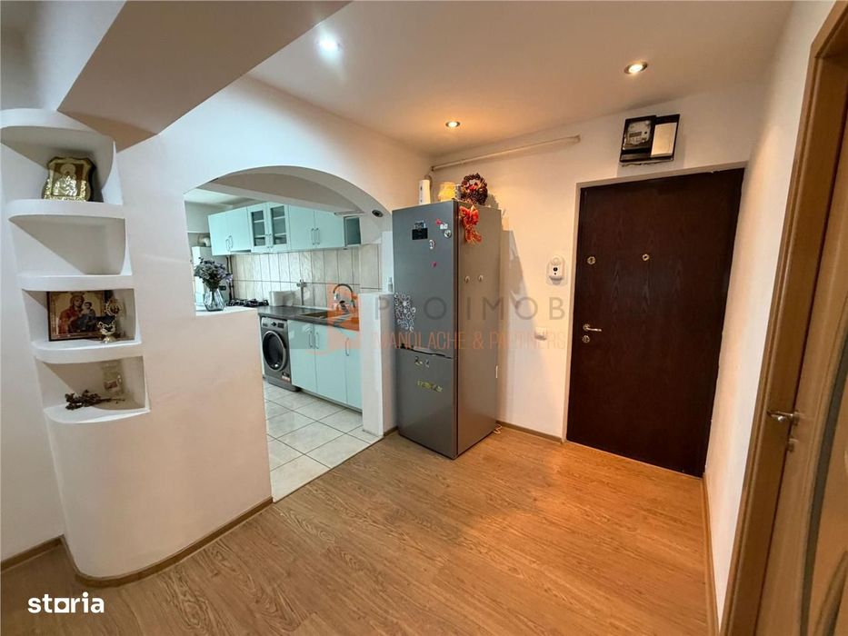 Apartament 4 camere cf 1 decomandat zona Obor