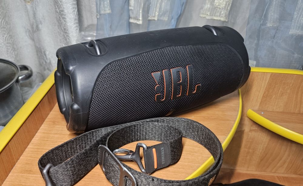 JBL Xtreme 3 (в хорошем состоянии)