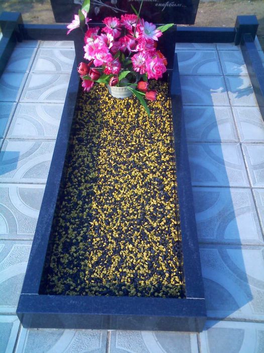 Декоративен цветен камък