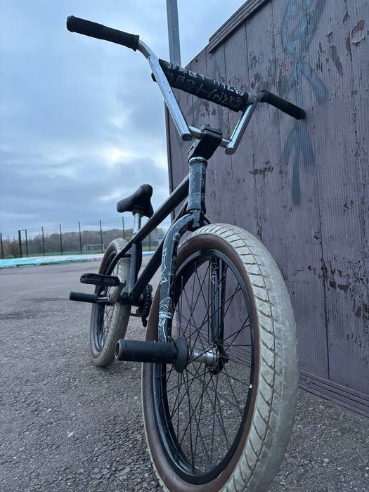 Продам трюковой велосипед bmx