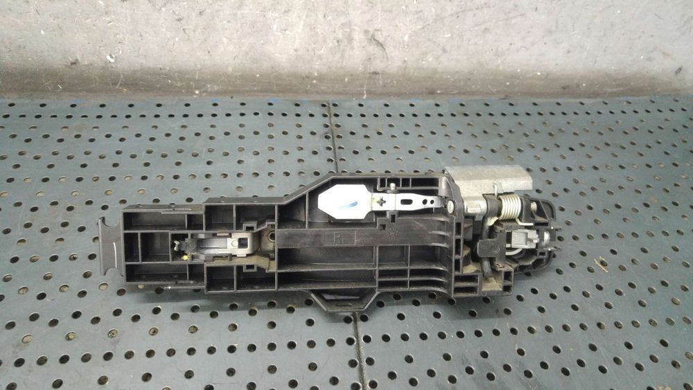 Maner exterior dreapta fata nissan juke f15