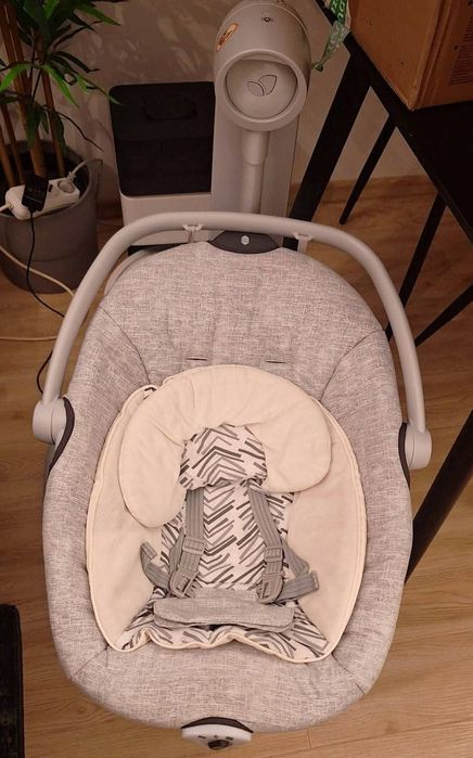 Vand leagan-balansor rotativ 2in1 Joie Serina. 
Folosit foarte putin.