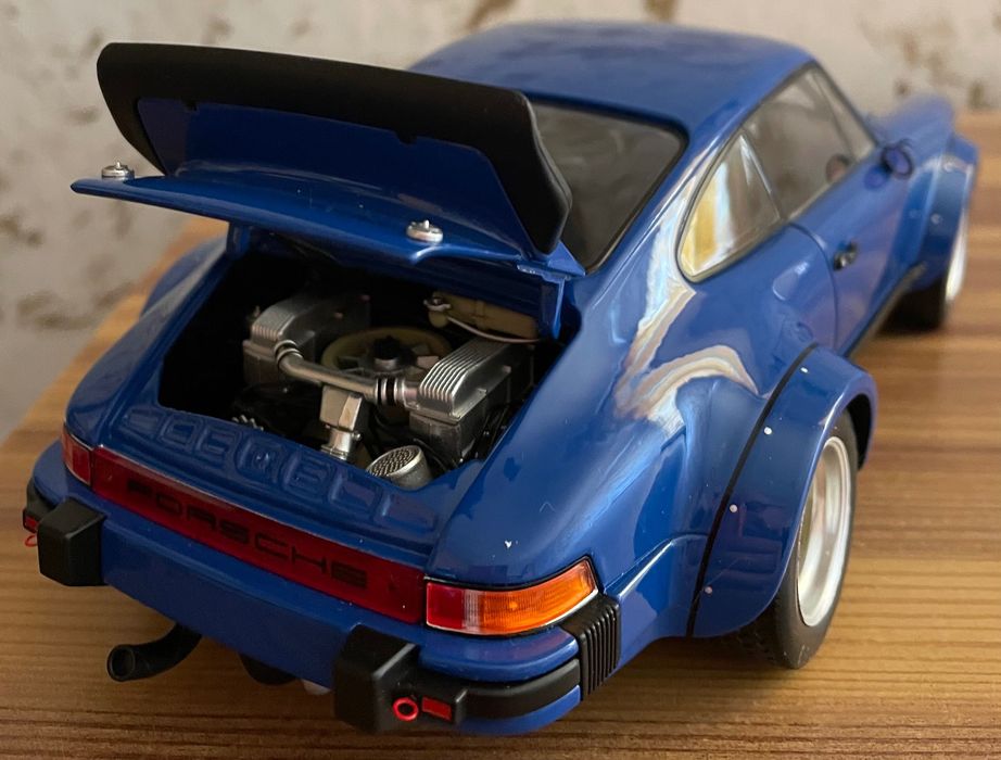 Porsche 934 RSR Schuco Мащаб 1:18