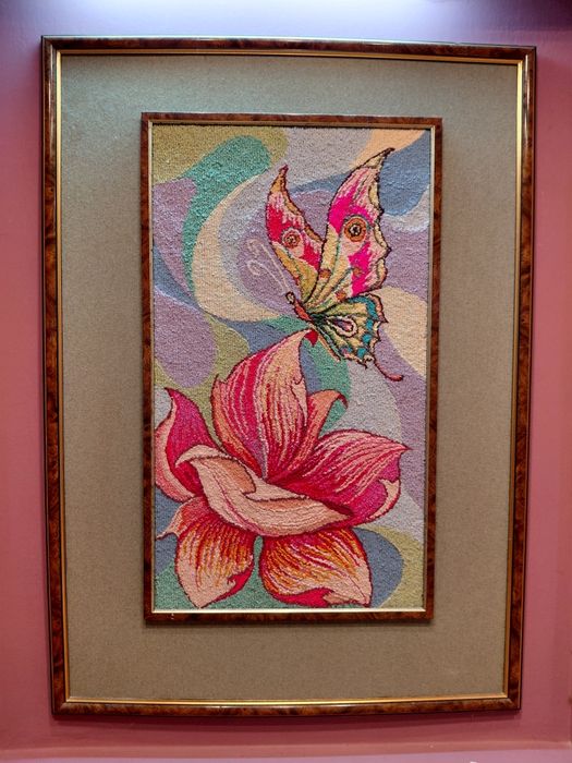 Картины с ковровой вышивкой ручной работы