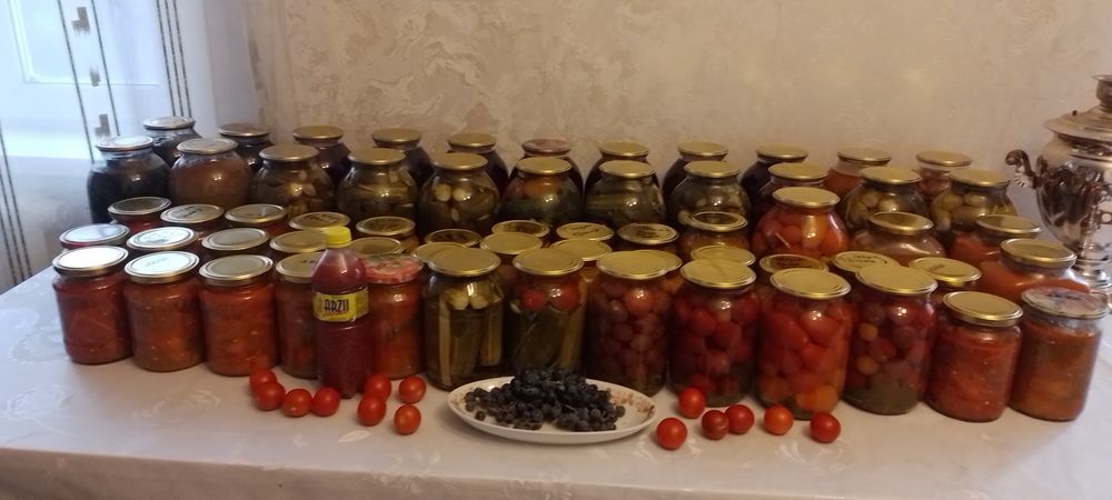 Продам соления и компоты.