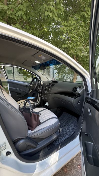 Прадается Spark chevralet