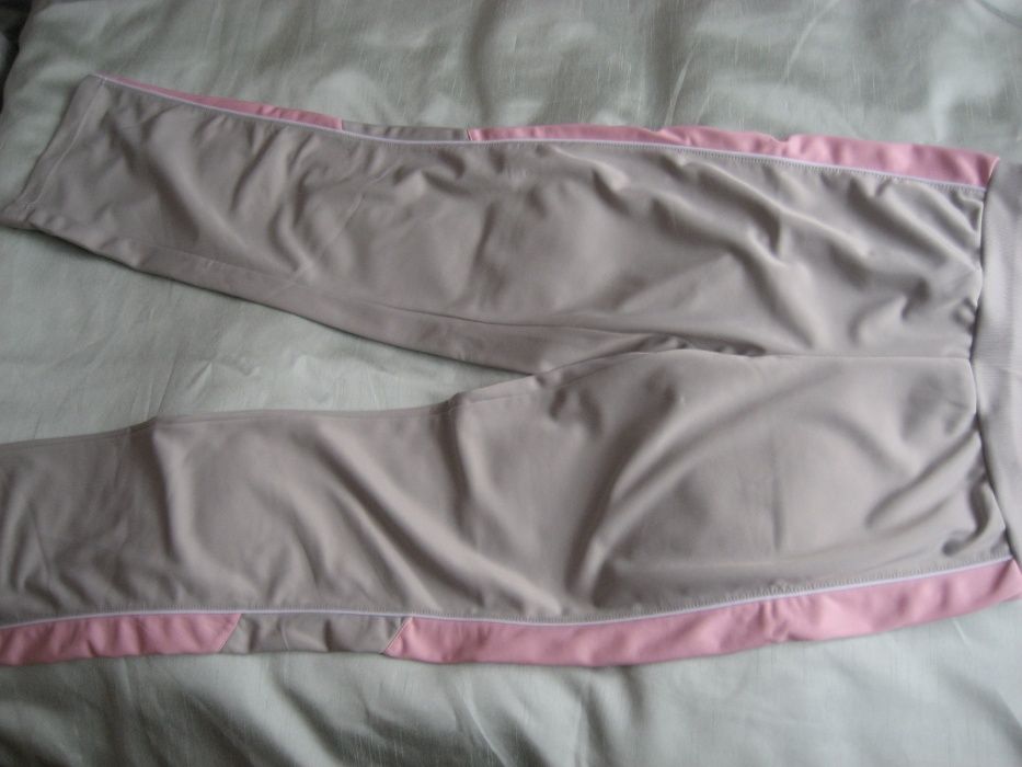 Анцуг adidas и още няколко