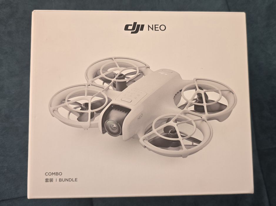 DJI Neo Fly More Combo