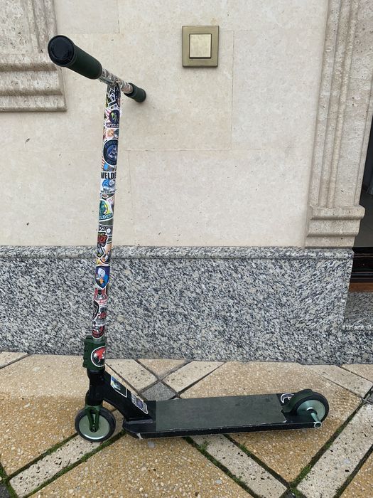 Продаю самокат в хорошем состочнии