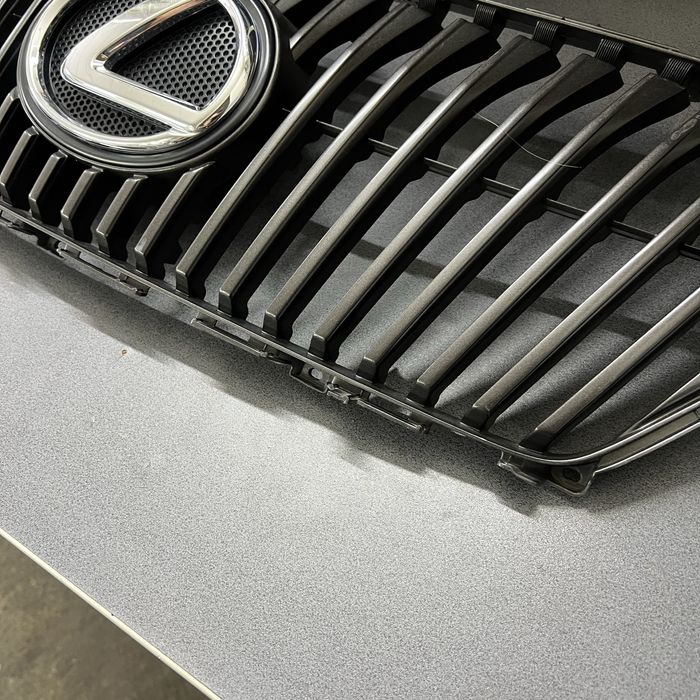 Решетка радиатора lexus rx