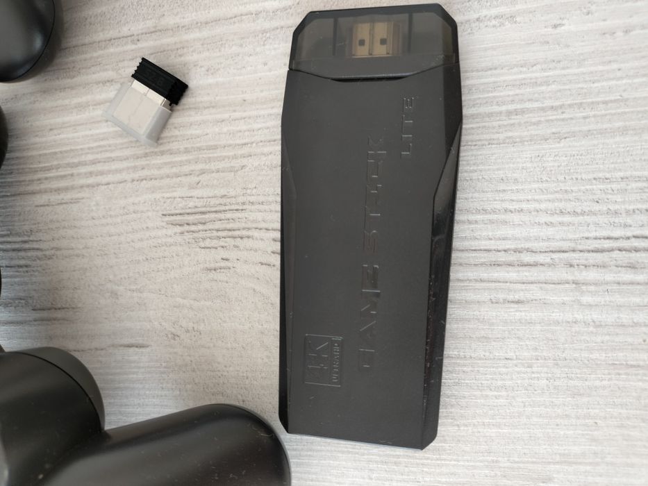 Продам game stick lite