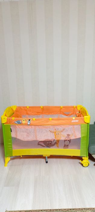 Продам кровать-манеж