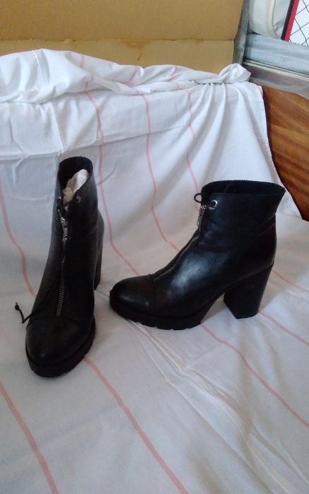 Продам ботильоны
