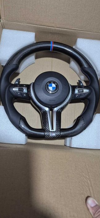 Volane volan custom calitate superioară & design premium BMW Seria 3 4 5 6 X5 X6 F10 F11 F15 F16 F30 F31 F32 F33 F34