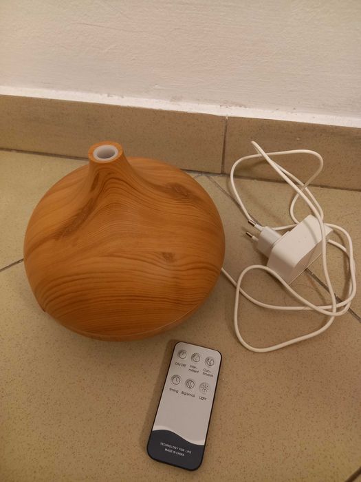 Дифузер за етерични масла Етерим - почти нов!