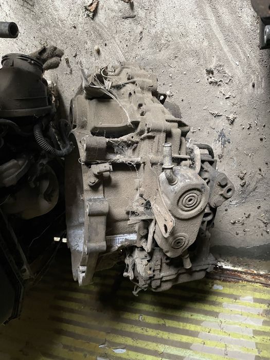 Блок и автоматична  скоростна кутия за пежо 607 / peugeot 607 3.0 i