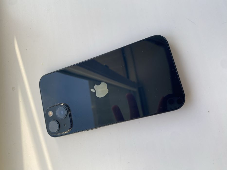 Продам Iphone 13 128gb