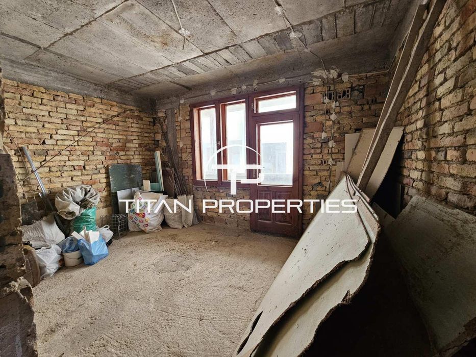 Продава се Къща в Варна, Виница - 350 кв.м за 1000 €/кв.м - Снимка #10