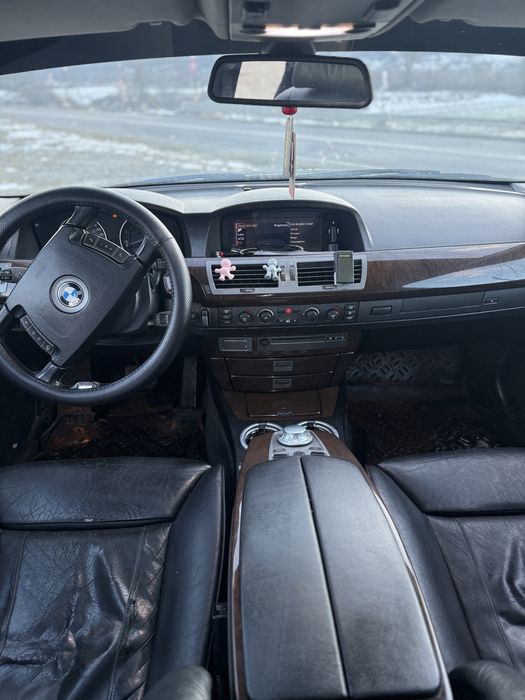 Seria 7 e 65 3.0 D An 2004