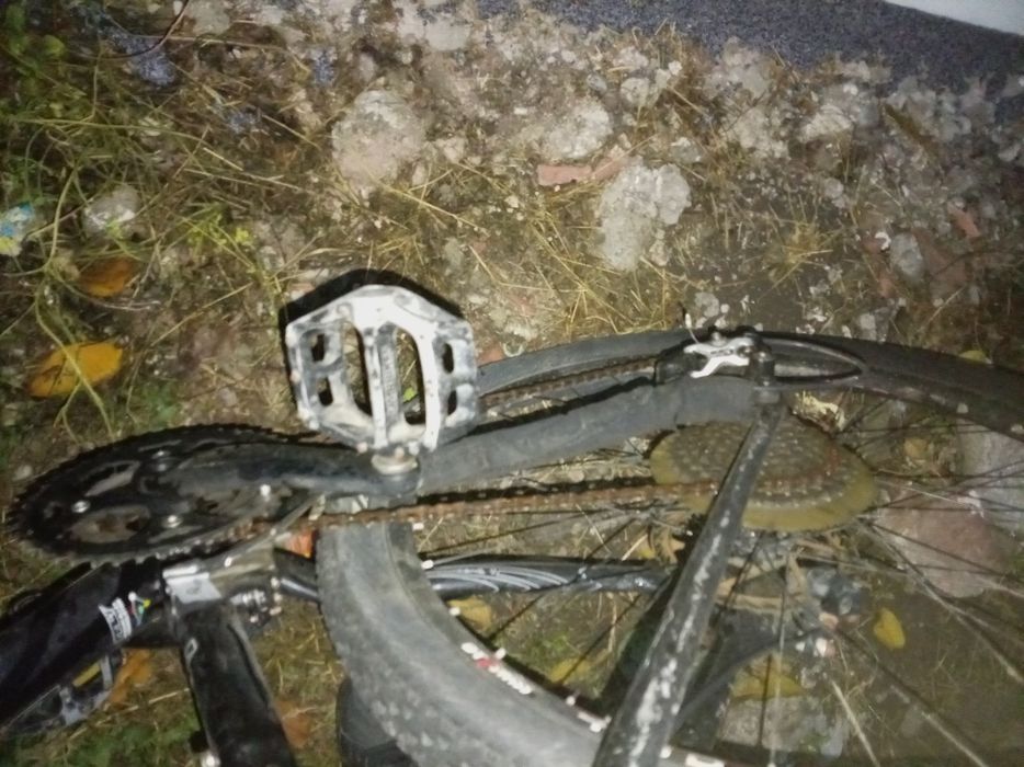 Vând ieftin bicicletă specialized
