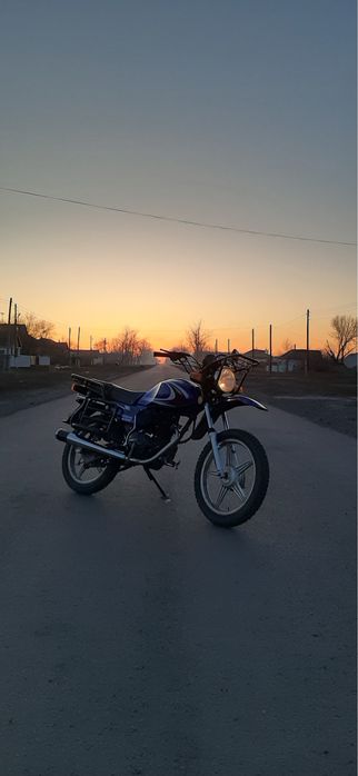 Мотоцикл яки 200
