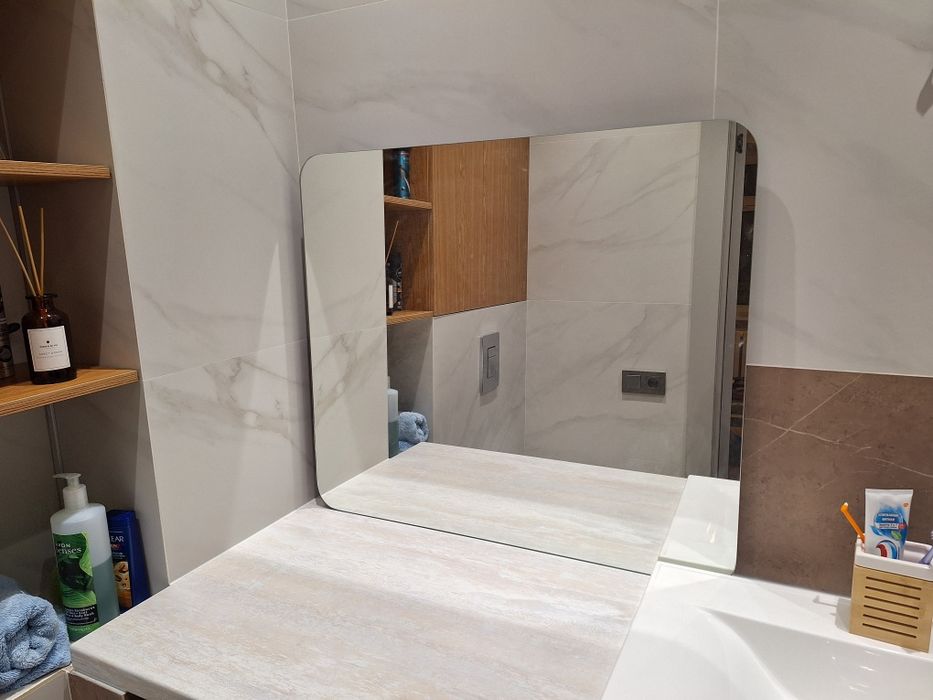 Продам новое зеркало 700×795 мм