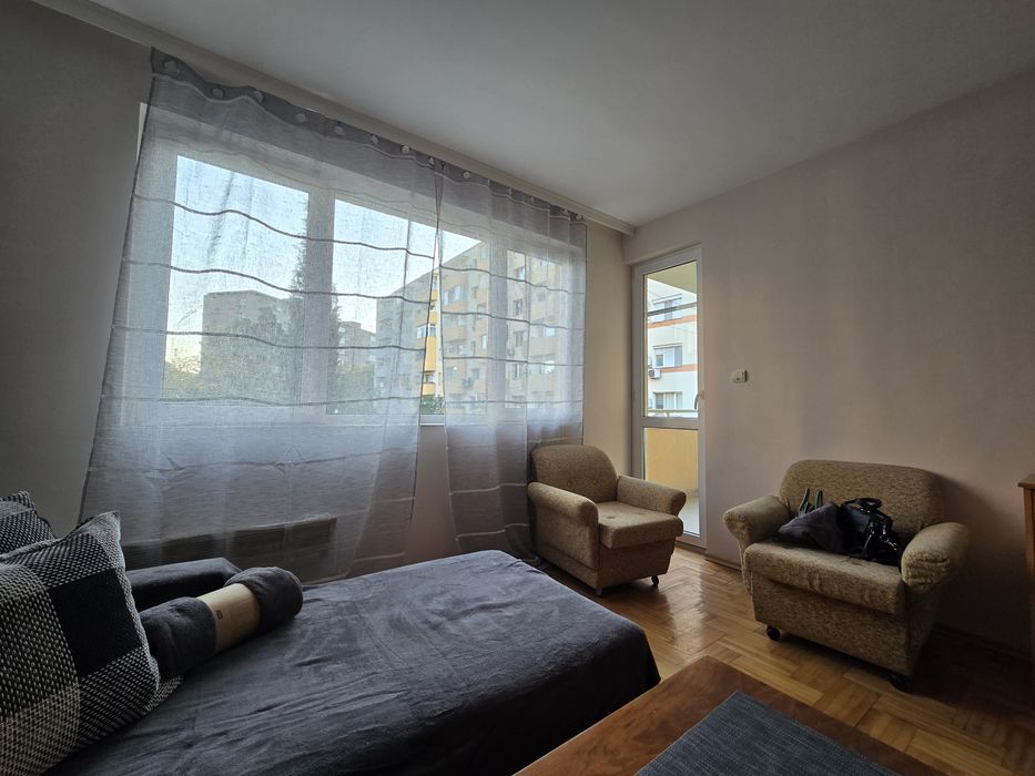 Дава се под наем Двустаен апартамент в Стара Загора, Център - 70 кв.м за 331.5 € - Снимка #2