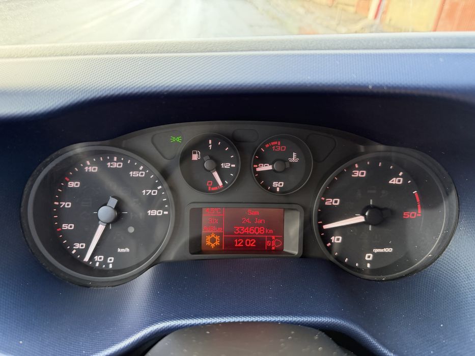 Iveco Daily  35-180 autoplatforma Nps