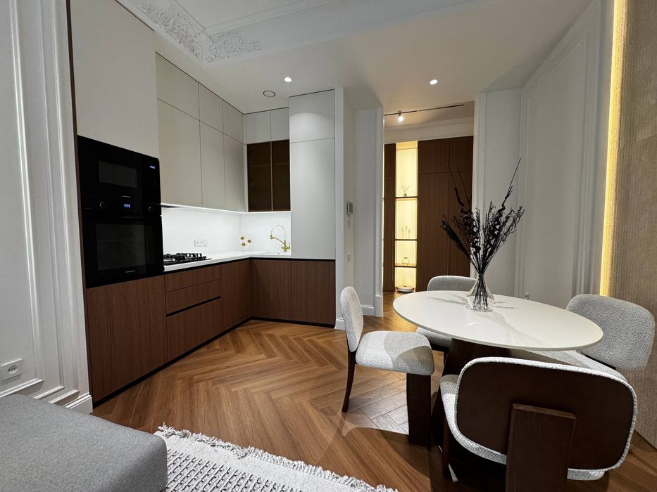Продается ЖК WISTON 3/8/11 авторский проект новый ремонт 75м2